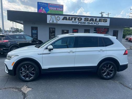 2023 Volkswagen Tiguan 2.0T SE