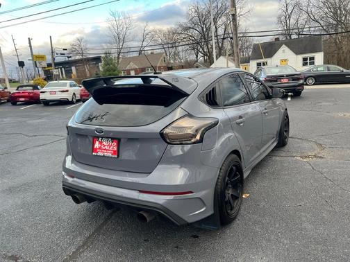2017 Ford Focus RS Base