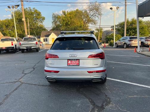 2022 Audi Q5 45 S line Premium Plus