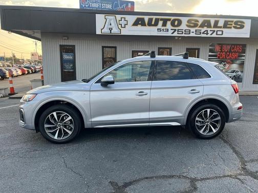 2022 Audi Q5 45 S line Premium Plus