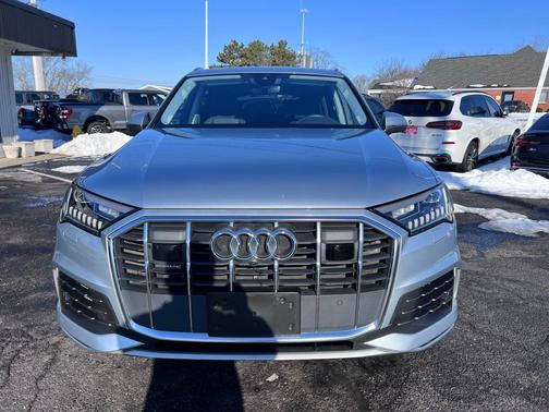2023 Audi Q7 55 Premium Plus