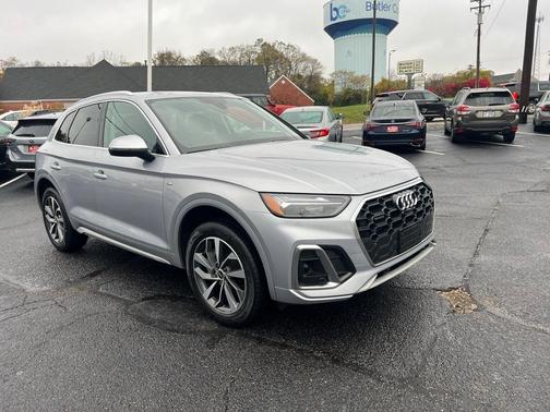 2023 Audi Q5 45 S line quattro Premium