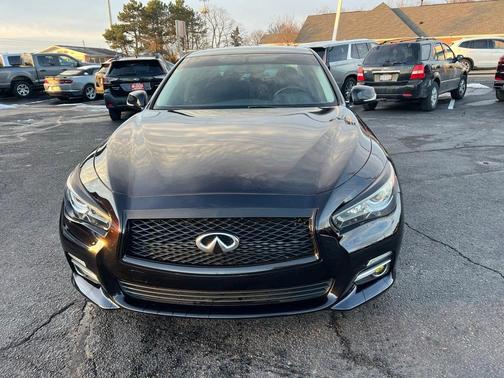 2015 INFINITI Q50 Premium