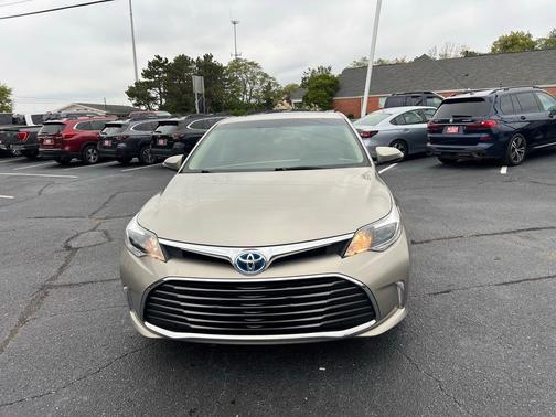 2016 Toyota Avalon Hybrid XLE Premium