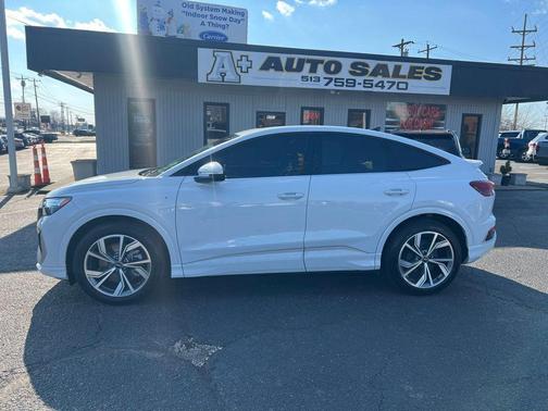 2024 Audi Q4 e-tron Sportback 55 quattro Premium