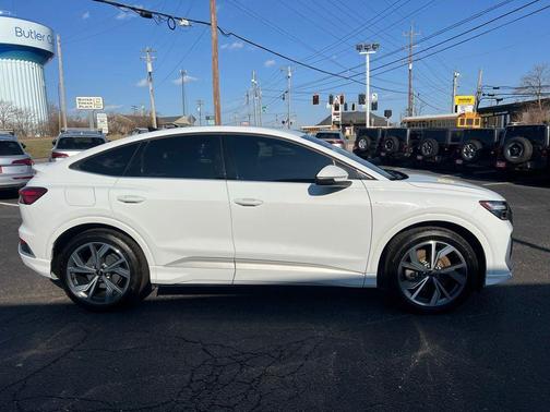 2024 Audi Q4 e-tron Sportback 55 quattro Premium