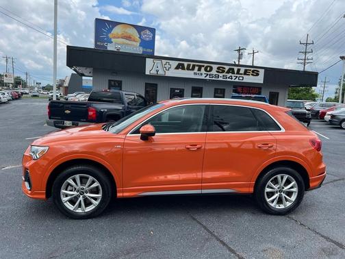 2023 Audi Q3 45 S line Premium