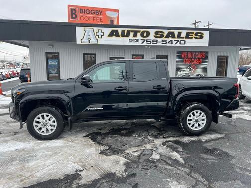 2025 Toyota Tacoma SR5