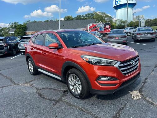 2017 Hyundai TUCSON SE Plus