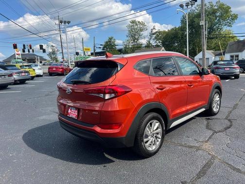2017 Hyundai TUCSON SE Plus