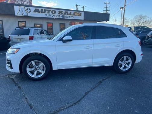 2023 Audi Q5 40 Premium