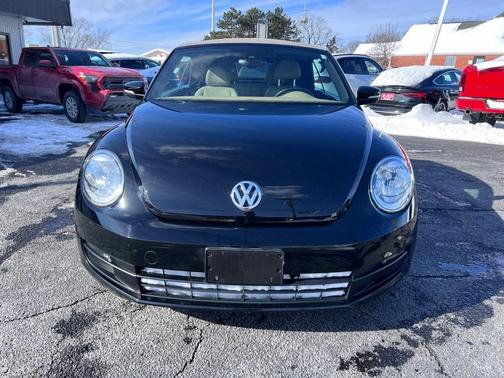 2016 Volkswagen Beetle 1.8T SE