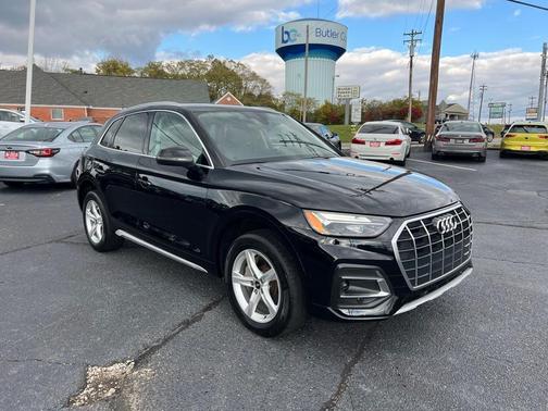 2023 Audi Q5 40 Premium