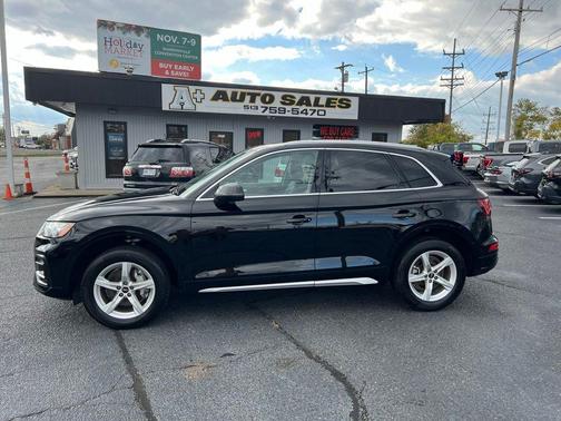 2023 Audi Q5 40 Premium