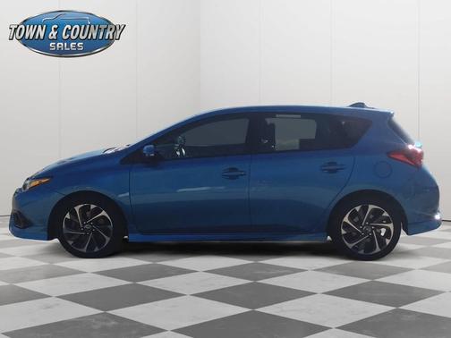 2017 Toyota Corolla iM Base