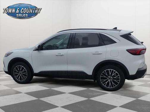 2023 Ford Escape PHEV Base
