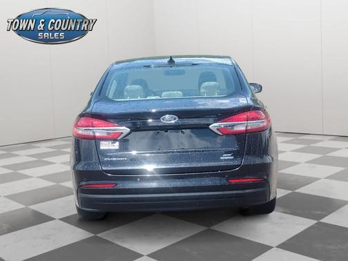 Agate Black Metallic 2020 Ford Fusion Hybrid SE