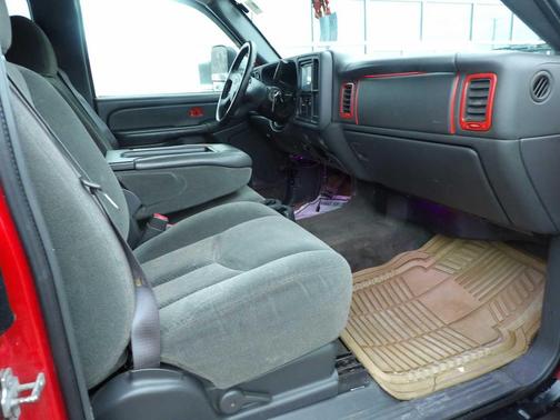 2004 Chevrolet Silverado 1500 LS Extended Cab