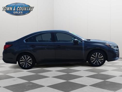 2018 Subaru Legacy Base