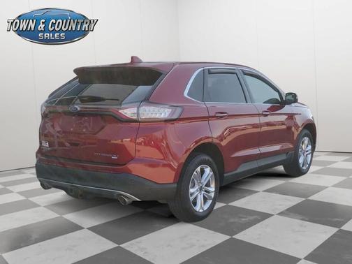Ruby Red Metallic Tinted Clearcoat 2018 Ford Edge Titanium
