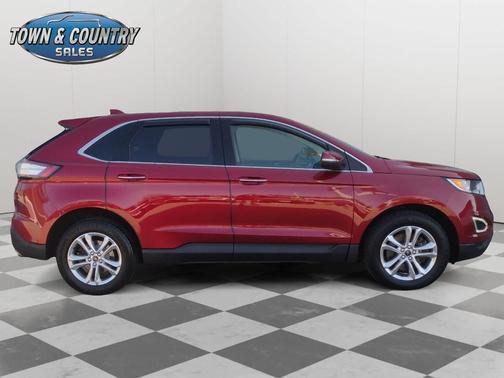 Ruby Red Metallic Tinted Clearcoat 2018 Ford Edge Titanium