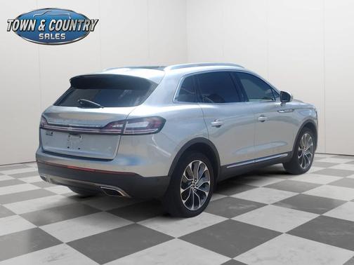 Silver Radiance 2021 Lincoln Nautilus Reserve