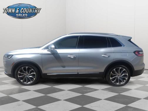 Silver Radiance 2021 Lincoln Nautilus Reserve