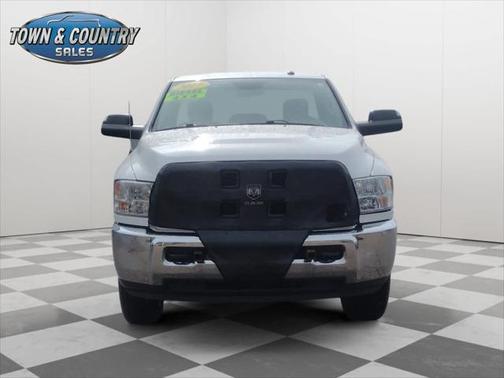 2017 RAM 3500 Tradesman Regular Cab 4x4 8' Box