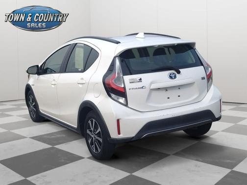 2018 Toyota Prius c Two