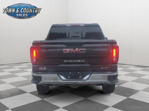 Brownstone Metallic 2021 GMC Sierra 1500 SLT