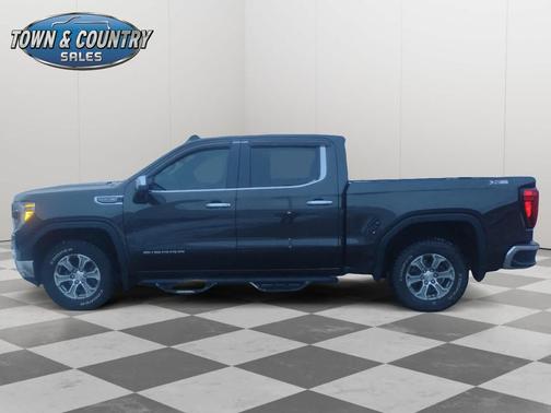 Brownstone Metallic 2021 GMC Sierra 1500 SLT