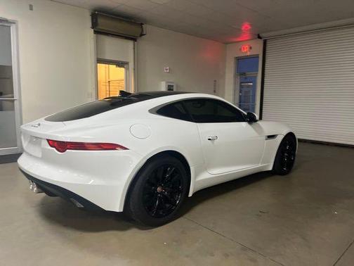 Polaris White 2017 Jaguar F-TYPE Premium