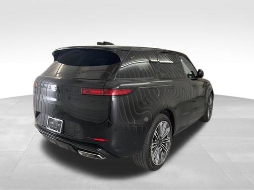 Santorini Black Metallic 2026 Land Rover Range Rover Sport Dynamic SE