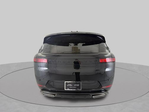 Santorini Black Metallic 2026 Land Rover Range Rover Sport Dynamic SE