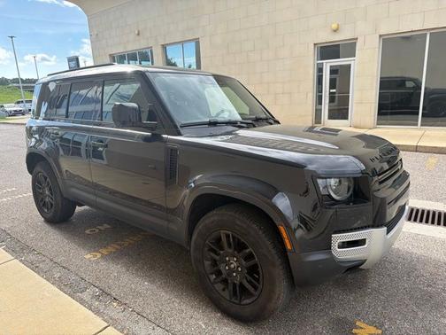 Santorini Black Metallic 2025 Land Rover Defender S