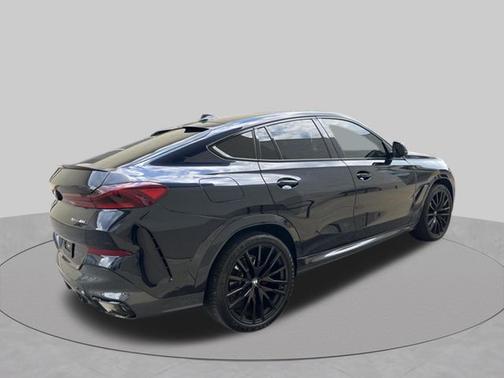 Carbon Black Metallic 2023 BMW X6 xDrive40i