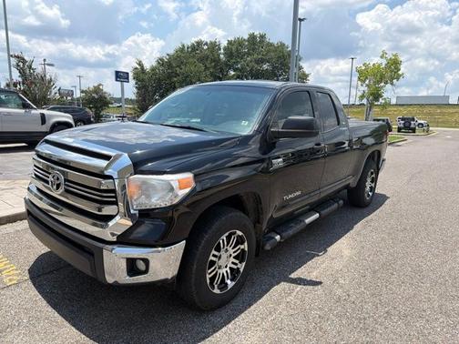 Black 2016 Toyota Tundra SR5