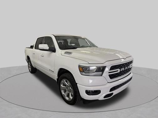 Bright White Clearcoat 2022 RAM 1500 Big Horn/Lone Star