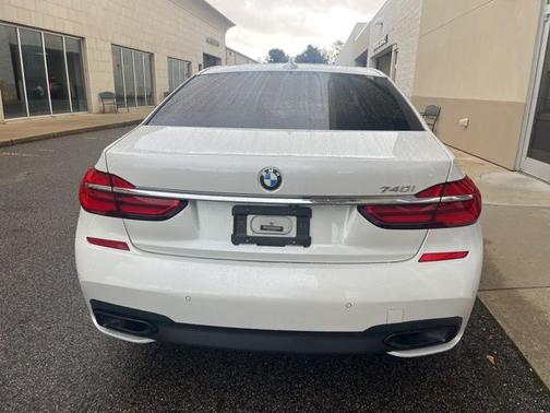 White Metallic 2019 BMW 740 740i