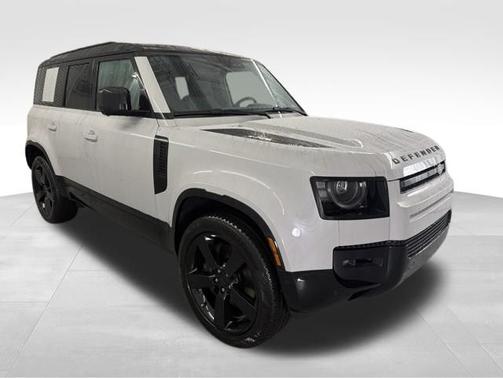 Borasco Gray Metallic 2026 Land Rover Defender X-Dynamic SE