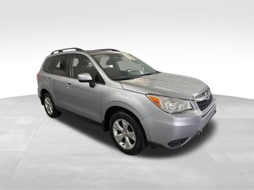 Ice Silver Metallic 2016 Subaru Forester 2.5i Premium
