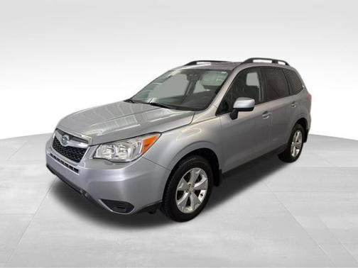Ice Silver Metallic 2016 Subaru Forester 2.5i Premium