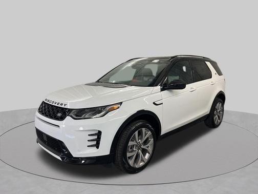 Fuji White 2026 Land Rover Discovery Sport Landmark