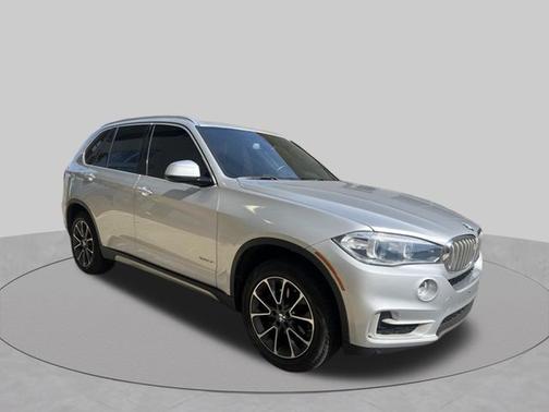 Glacier Silver Metallic 2018 BMW X5 xDrive35i