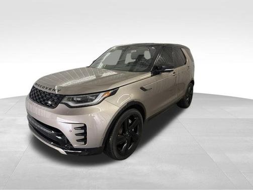 Lantau Bronze Metallic 2024 Land Rover Discovery Dynamic SE