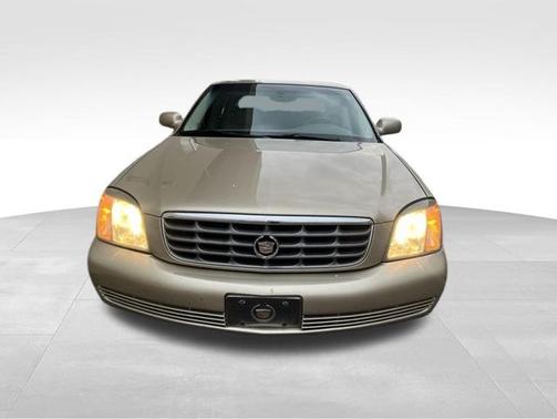 Light Cashmere 2005 Cadillac DeVille DHS