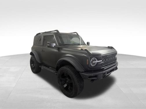 Shadow Black 2021 Ford Bronco Outer Banks