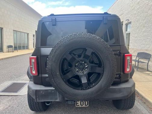 Black 2021 Ford Bronco Outer Banks