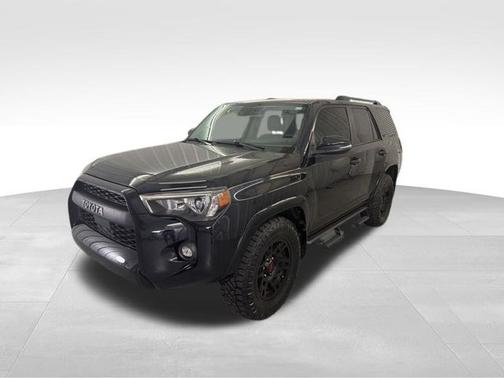 Midnight Black Metallic 2022 Toyota 4Runner SR5 Premium