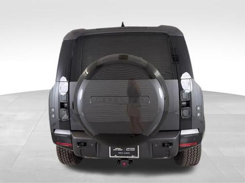 Carpathian Gray Premium Metallic 2026 Land Rover Defender X-Dynamic SE